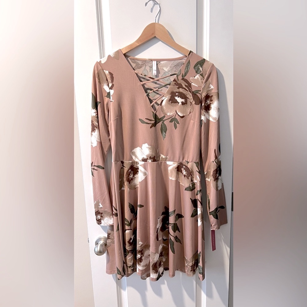 Xhilaration short dress. Large. New with tags.